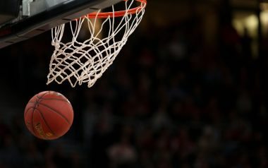 How Many Quarters Are in College Basketball