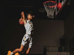 March Madness Final Scores Prediction