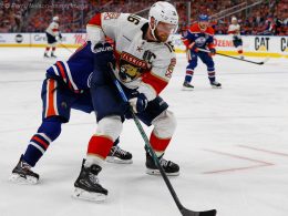 Oilers vs Panthers game 3
