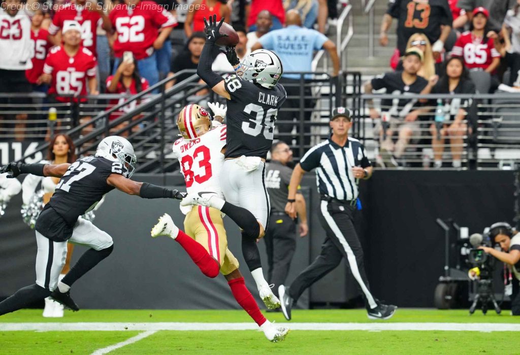 49ers at Raiders