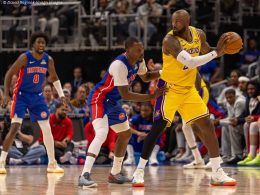 Los Angeles Lakers at Detroit Pistons